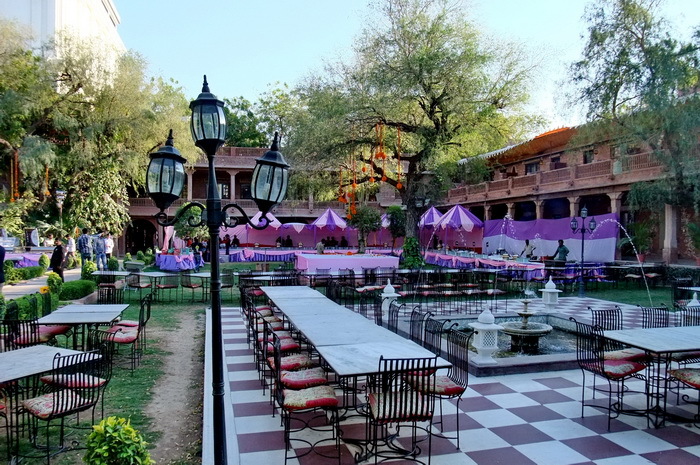 Ranbanka,_Hotel,_restaurant,_terrace,_Jodhpur,_Inde,10-03-2011-